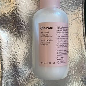 Glossier milky oil makeup remover